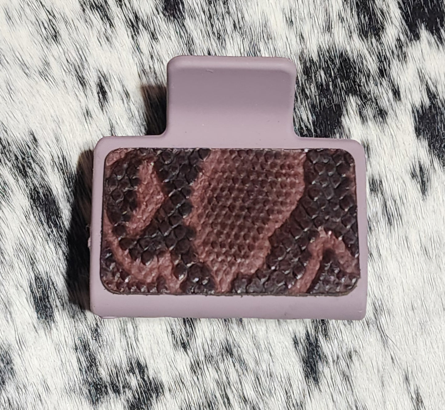 2" Leather Claw Clip