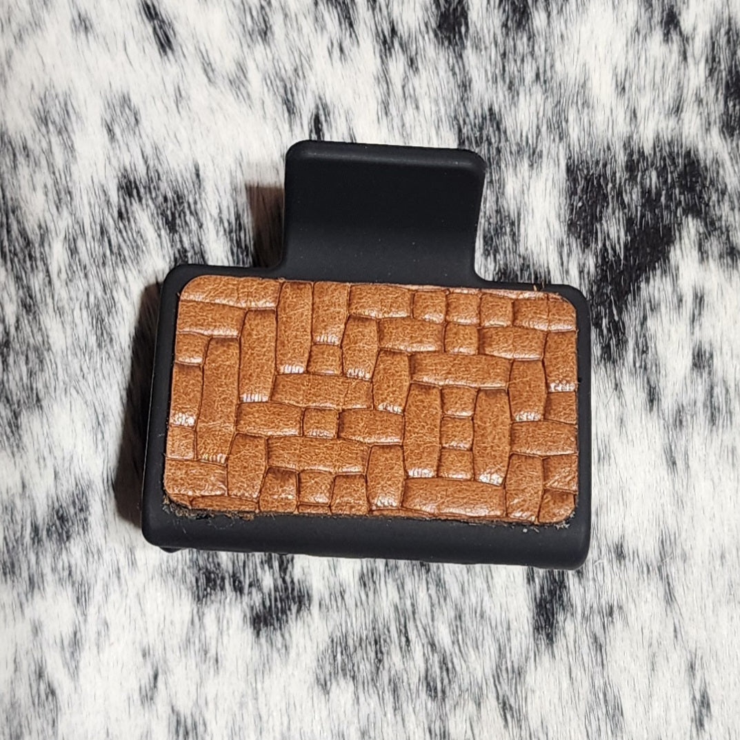 2" Leather Claw Clip